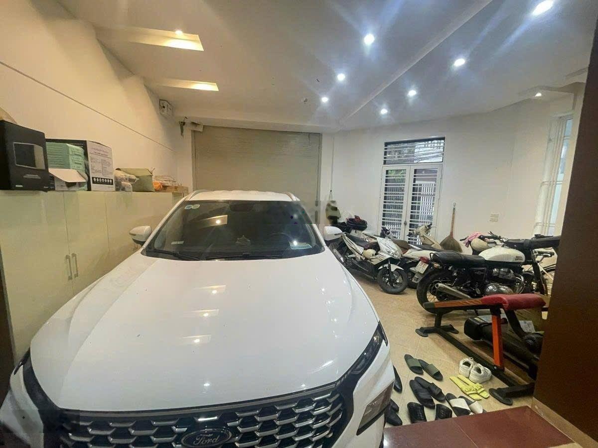 Bán Lô góc Thụy khuê - Bưởi, 31.5 tỷ, DT 80m, mặt tiền 10m, 5 tầng, Ô tô tránh vỉa hè