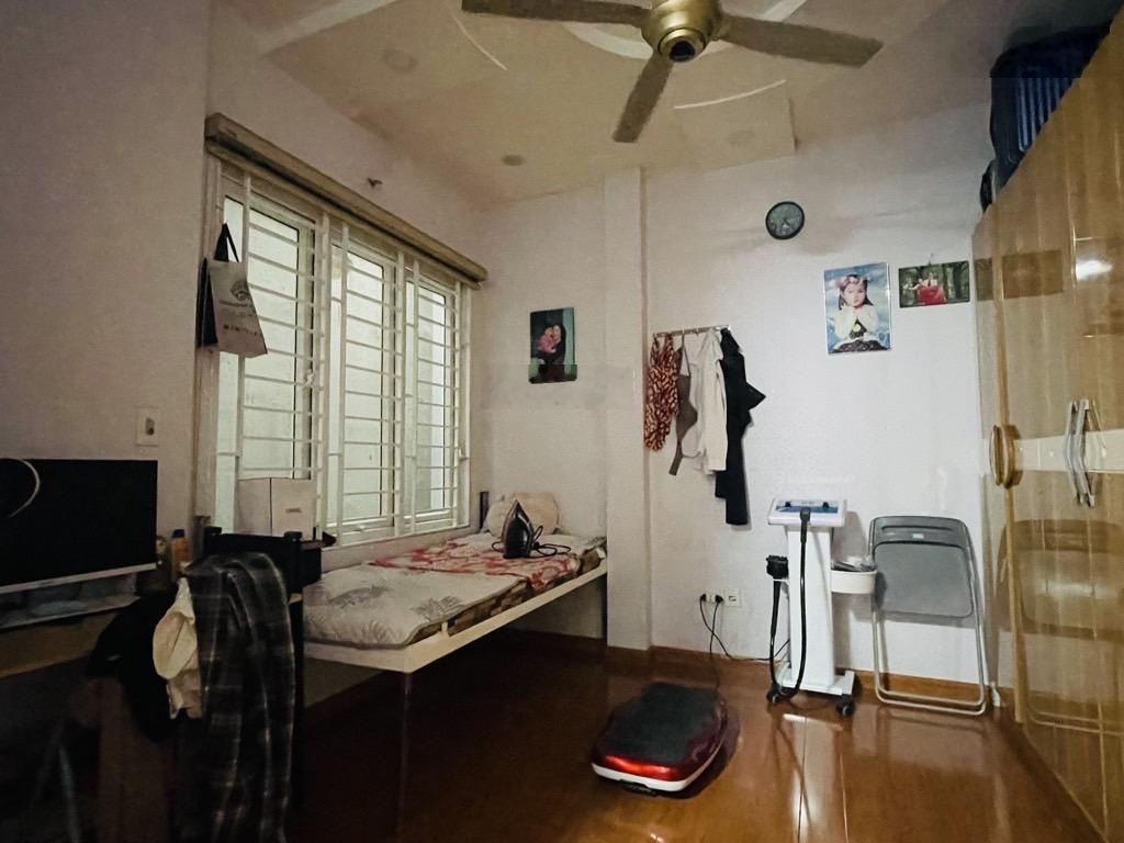 Bán nhà đẹp giang văn minh trung tâm gần phố an sinh đỉnh 52m 5 tầng 11.5 tỷ giá tốt nhất khu vực