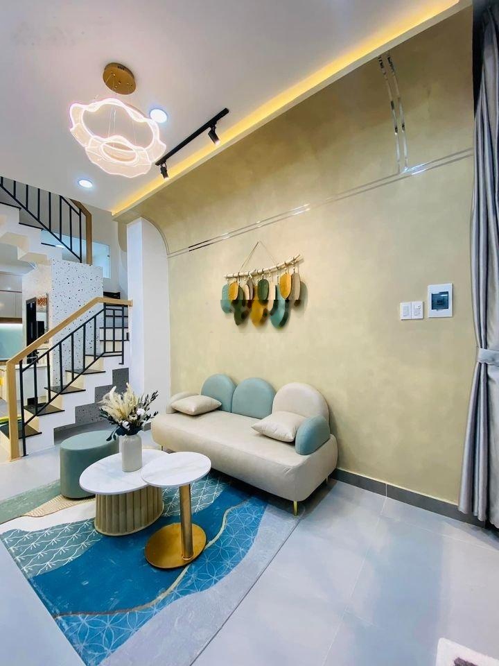 Giá chỉ 1.680 tỷ - nhà Bình Tân mới xây - ngay vòng xoay an lạc!