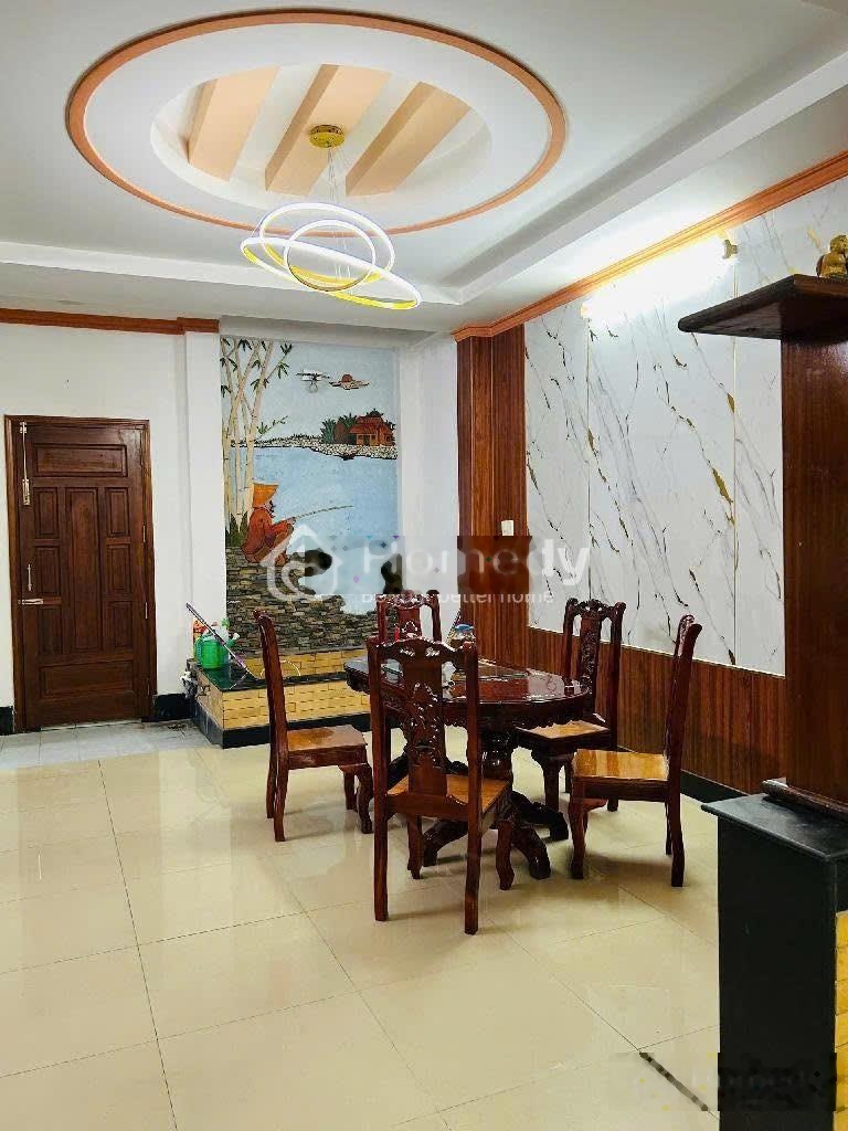 Chủ nhà nợ cần bán gấp nhà 1t1l Nguyễn Văn Luông,quận 6-dt 63m2-954tr-shr-gần chợ Phú Lâm