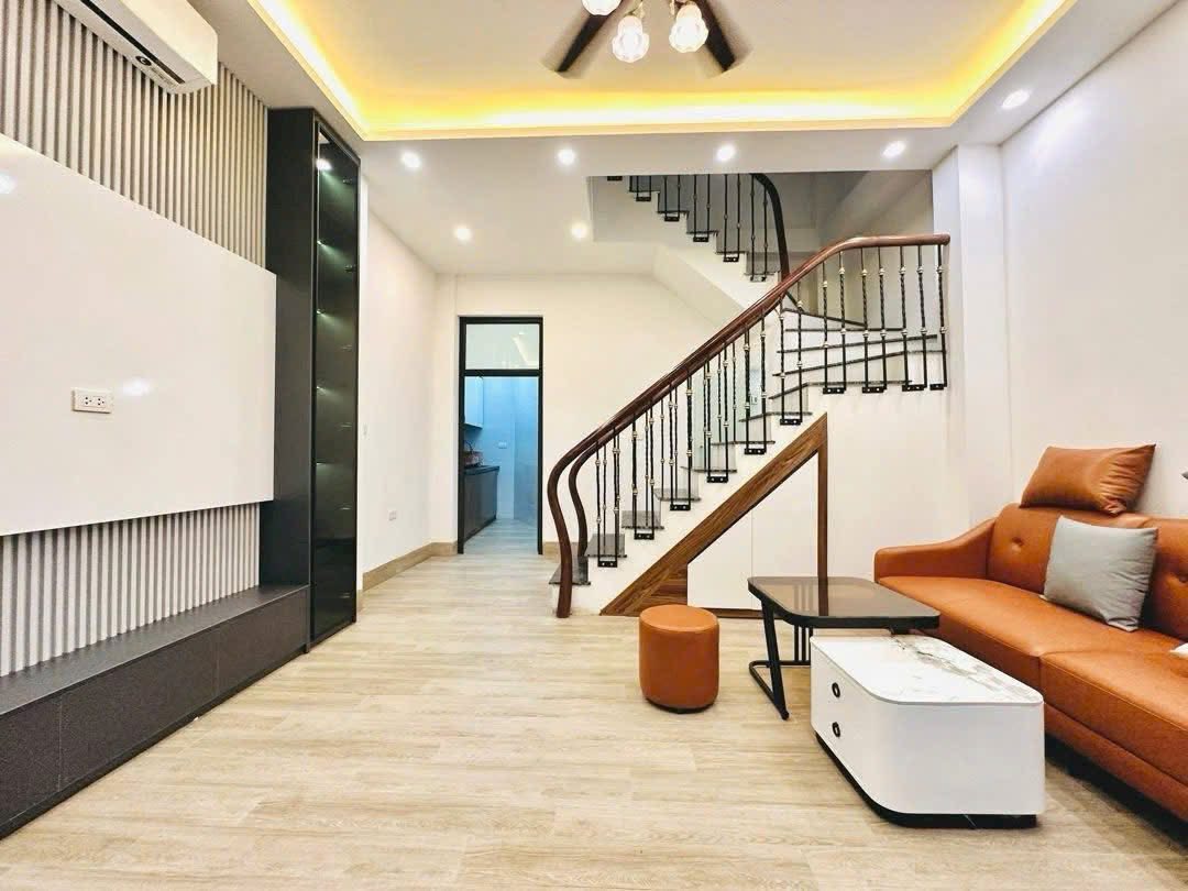 Nhà xinh Tôn Đức Thắng, Đống Đa - Full nội thất, sổ sẵn tên