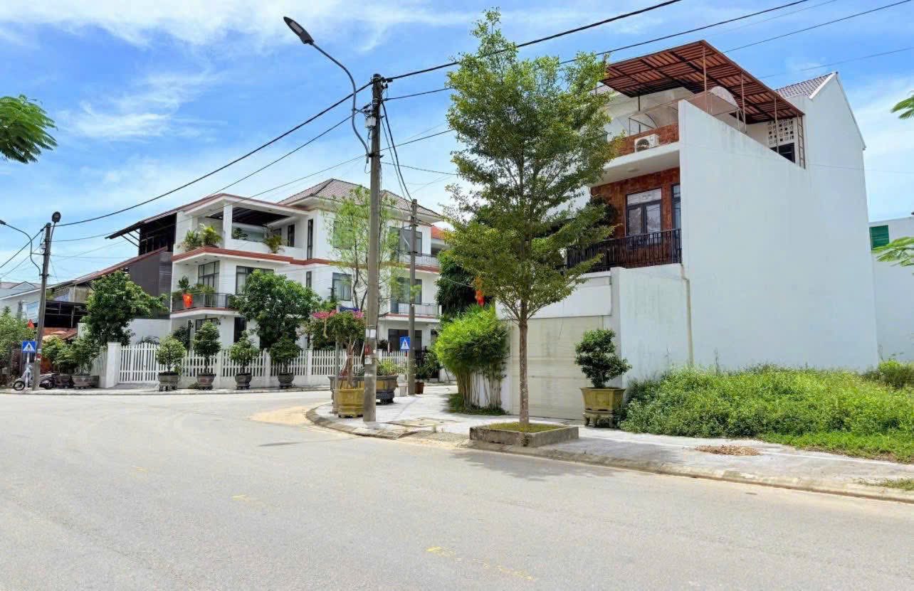 Siêu phẩm đất nền khu quy hoạch Bàu Vá, tọa lạc ngay giao lộ vàng của đường Lê Gia Đỉnh và Nguyễn Thị Định