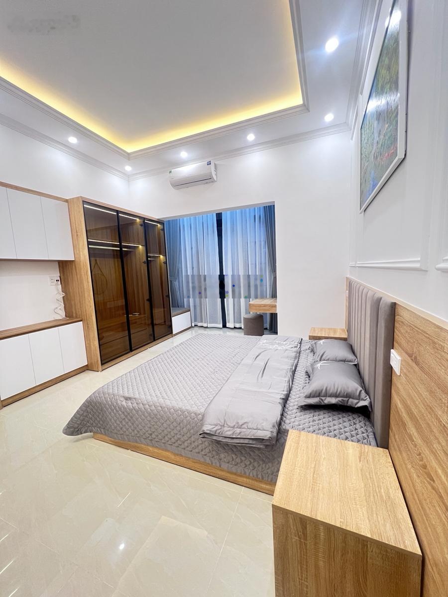 30m ra oto tránh, ngõ thông sạch đẹp, nhà mới tinh, an ninh tốt k QH. Dt30m 5T mt3,6m giá 7,6tỷ