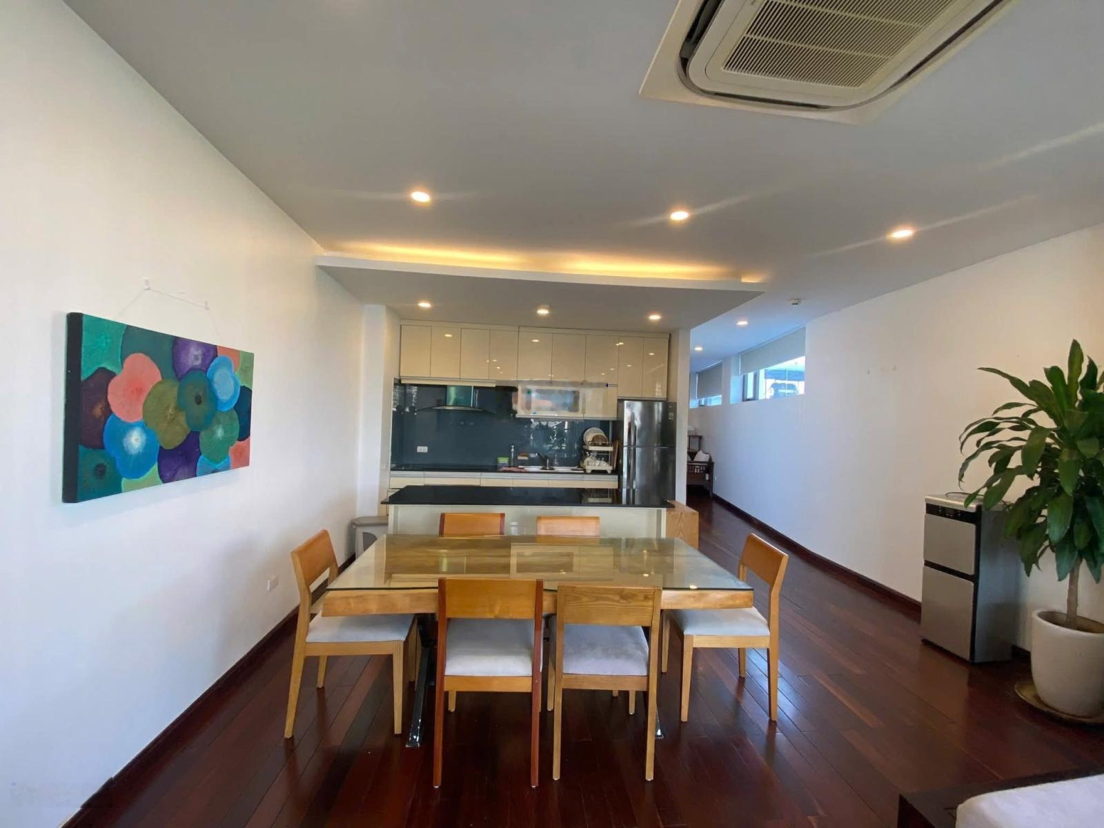 Bán gấp nhà ngõ 3 gác phố Liễu Giai. DT73m*4T. 4 ngủ 3 vs. Ngõ nông, thông. Full nội thất, ở ngay