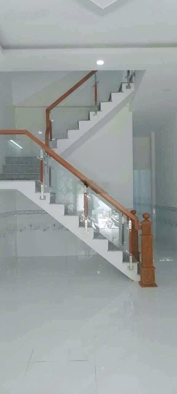 Cần bán căn nhà mặt tiền đường Liên Ấp 2 - 3, Xã Đa Phước, Bình Chánh