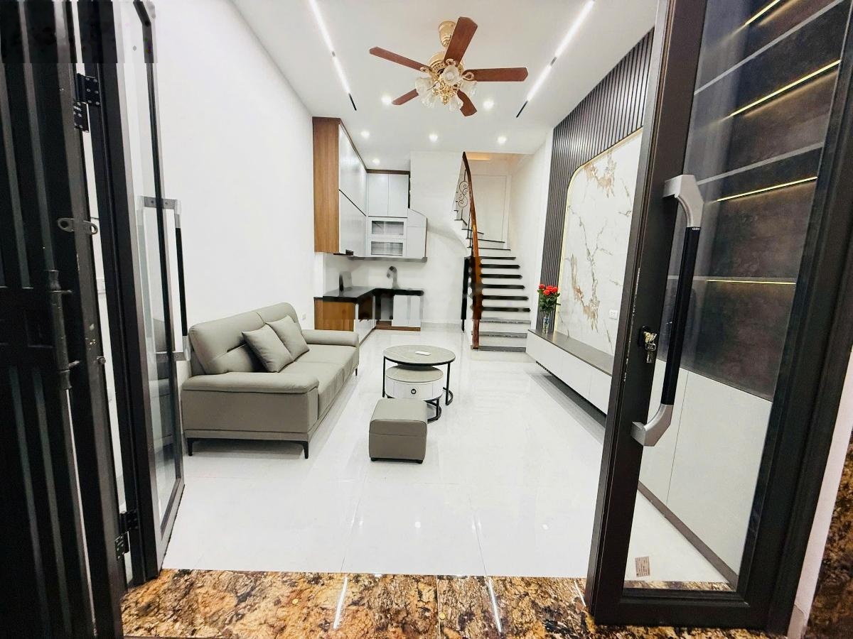 Bán nhà ngọc khánh - trung tâm ba đình, 30m2, 5 tầng, nhà đẹp long lanh, giá 7.9 tỷ