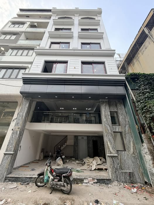 Nhà 7 tầng thang máy Trương Định - Kinh doanh, ô tô tránh, chỉ 2x tỷ