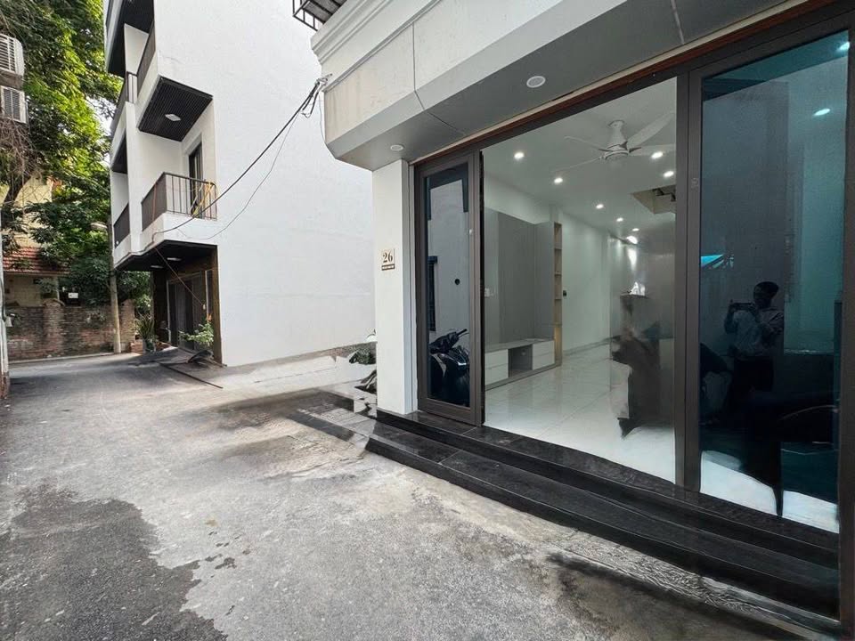 Nhà 5 tầng, Ngọc Thụy 2 thoáng, ô tô tận cửa, tặng full nội thất, chỉ 12 tỷ