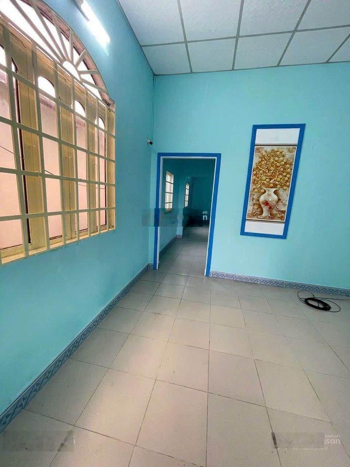 NHÀ NÁT TRƯNG DỤNG ĐẤT 1/ Tỉnh lộ 8, Củ Chi, DT 5x16=80m2, 2PN,khách bếp đầy đủ SHR, Giá 930tr