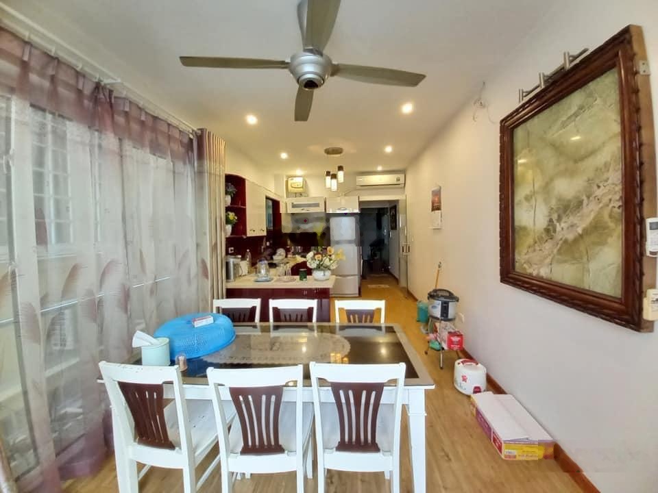 Bán nhà Hoàng Hoa Thám, Vĩnh Phúc, ngõ to thoáng, 20m ra phố, không QH, 46m2 giá chỉ 8.x tỷ