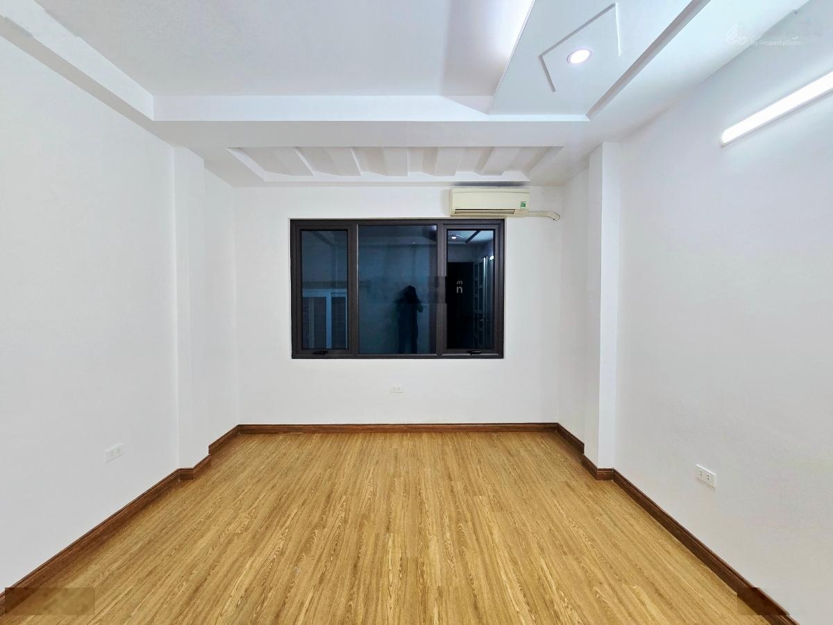 Khu hiếm Vĩnh Phúc, ngõ thông, ba gác qua nhà, lô góc, full NT, k quy hoạch, sổ cc, 45m2*5T