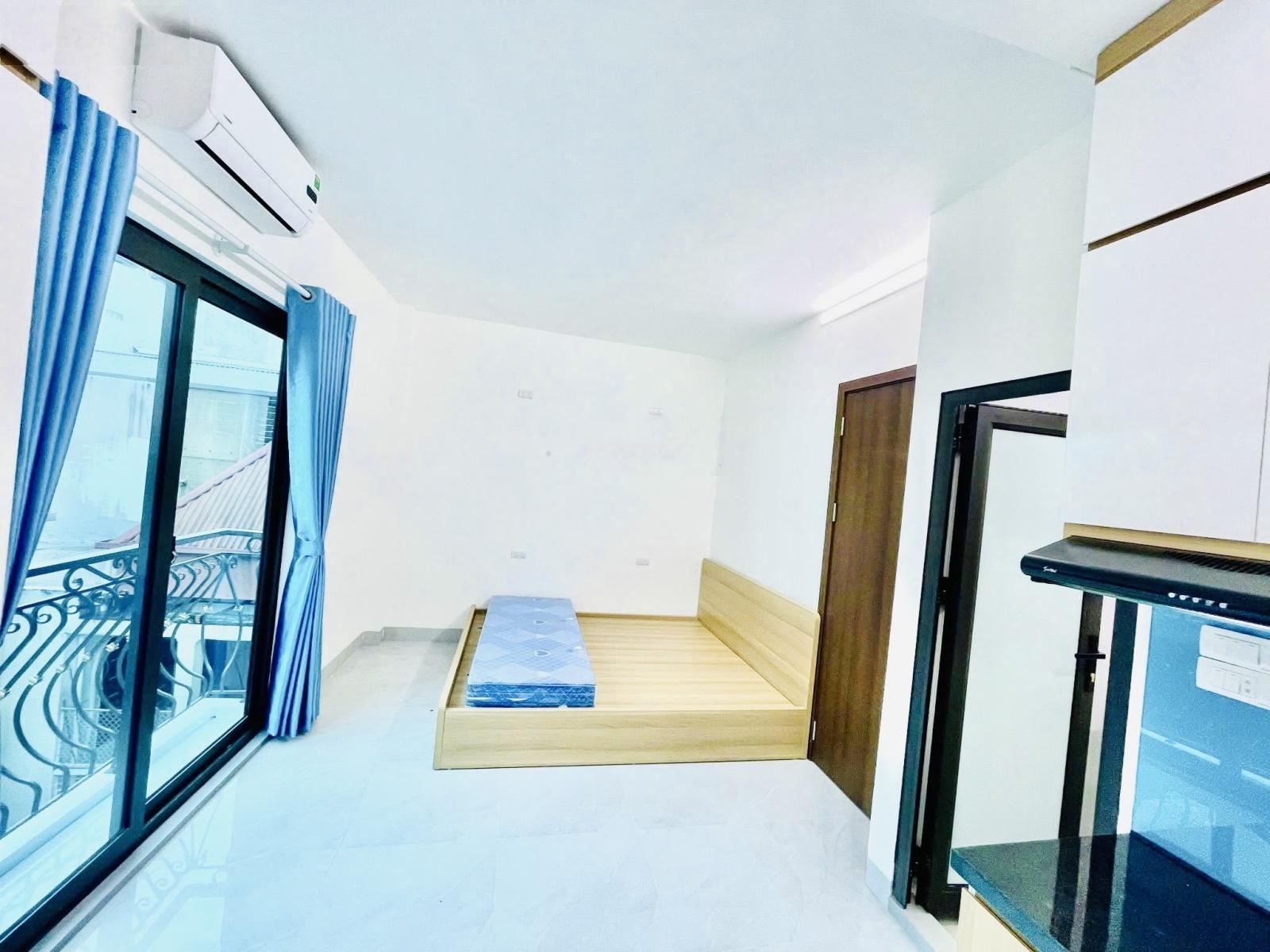 Bán tòa CHDV Giảng Võ 20m ra ôtô quay đầu, 2 thoáng, ngõ thông, 5m ra mặt ngõ KD, 72m2x8T, 17PKK