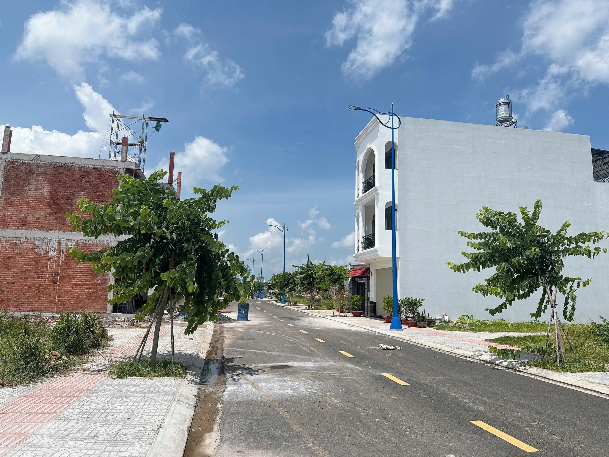 Chào mừng quý vị đến với cơ hội sở hữu một lô đất tuyệt đẹp tại khu tái định cư Hoà Long