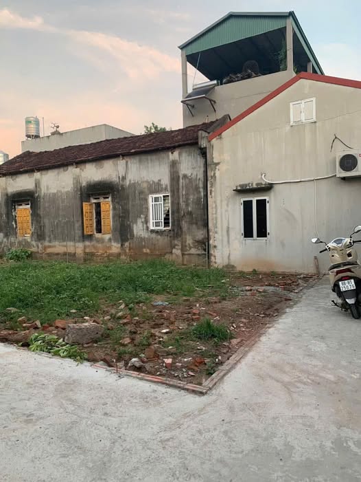 Cơ hội vàng sở hữu ngay lô góc siêu đẹp 85m2 full thổ cư tại Thị trấn Vĩnh Tường cũ, Huyện Yên Lạc