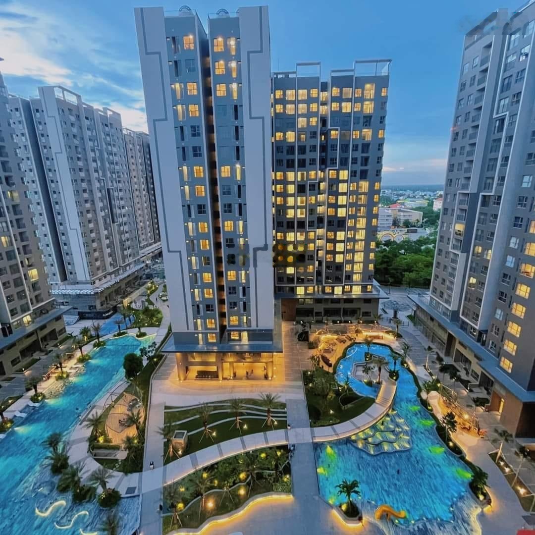 Cho thuê căn hộ 2PN - 59m2 view hồ bơi, có máy lạnh, gói nội thất giường tủ, tiện ích resort 5 sao