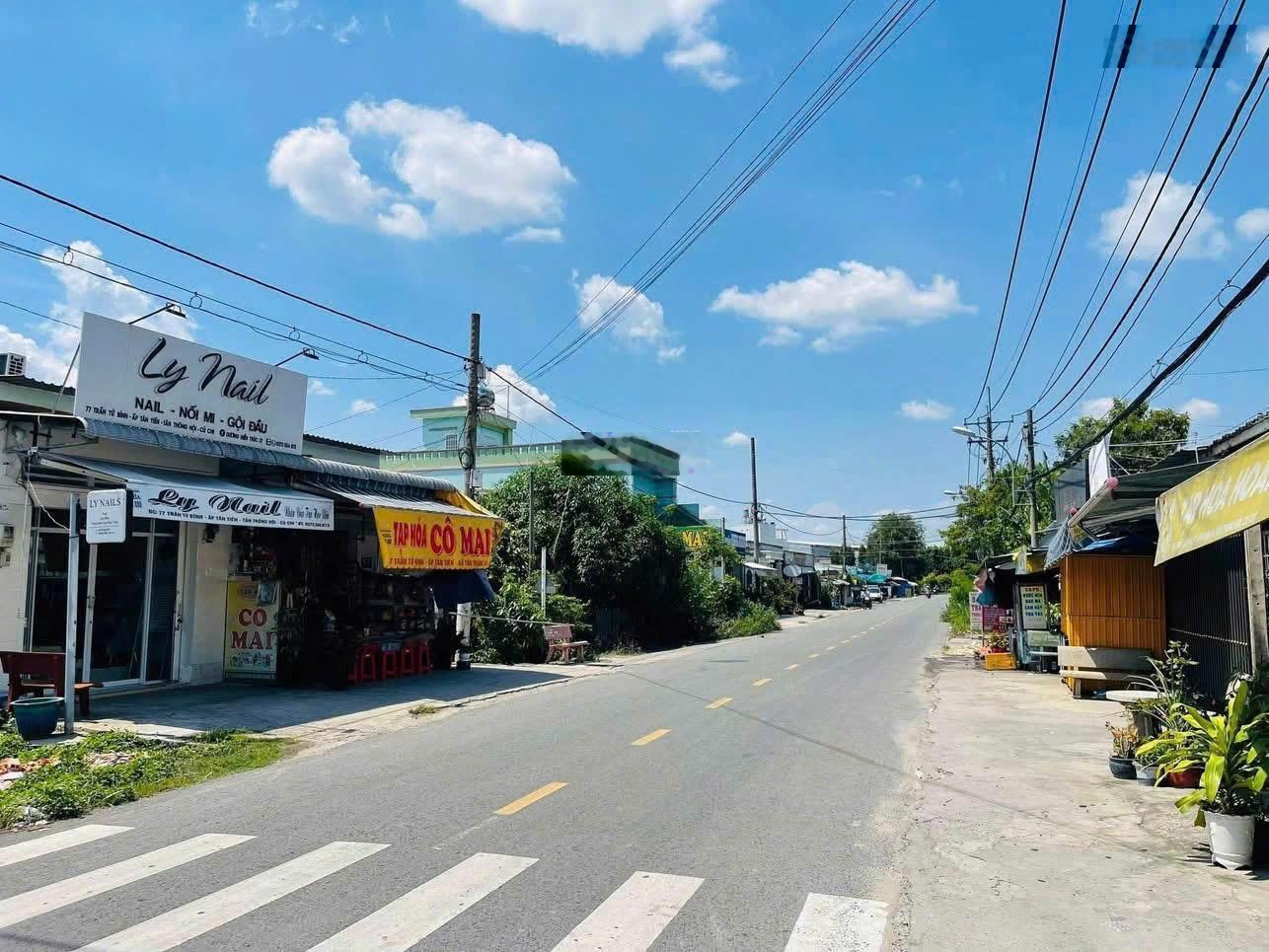 Đất mặt tiền 180m2, Trần Tử Bình, Tân Thông Hội thổ cư. 650tr