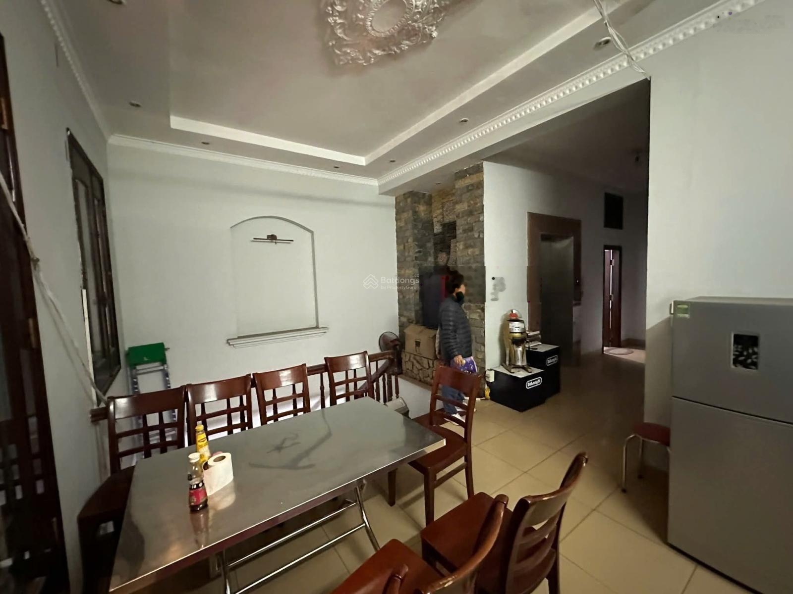 Siêu phẩm mặt phố văn cao vị trí vip nhất phố 3 mặt thoáng tòa 6 tầng thang máy dòng tiền khủng