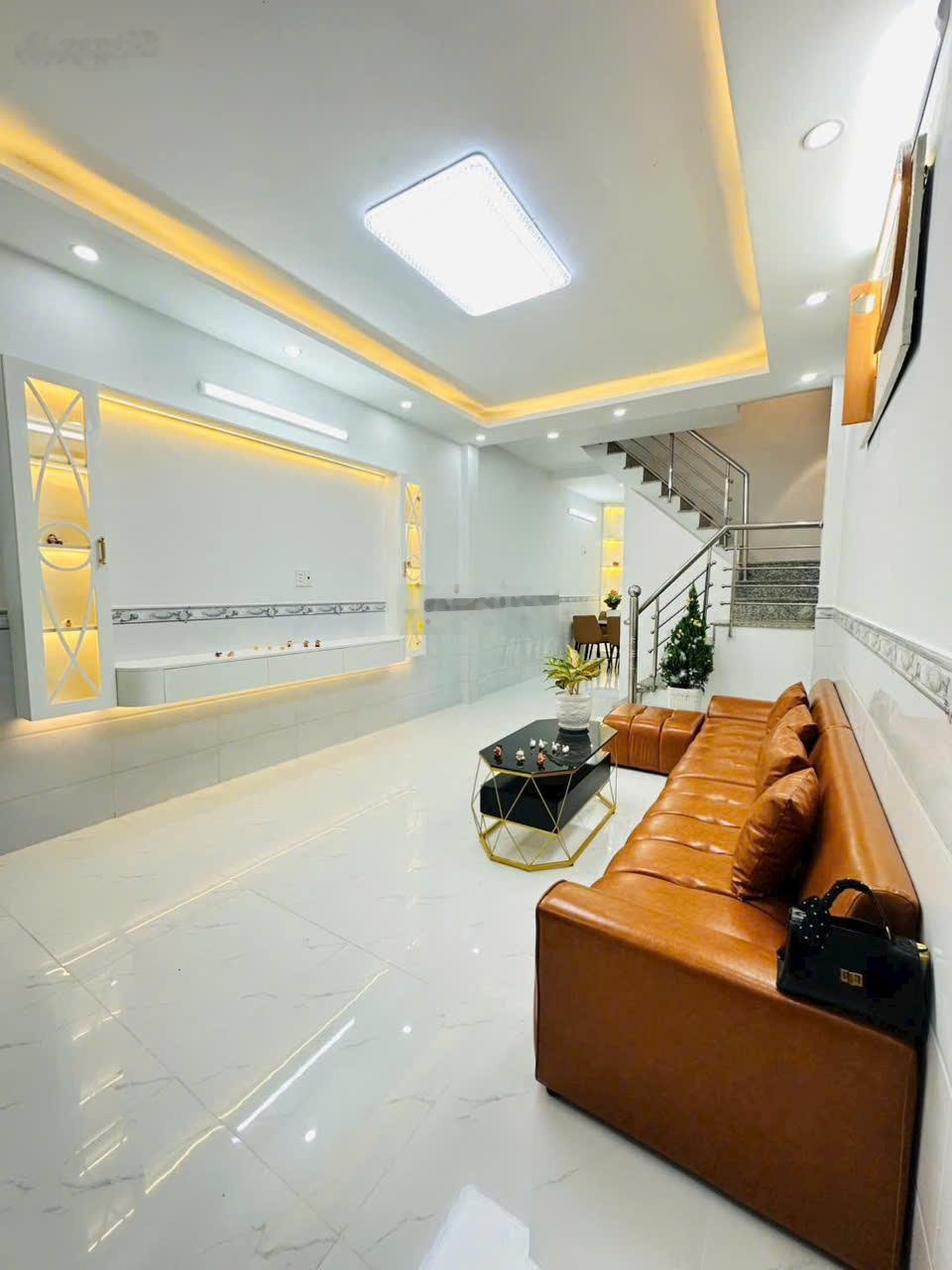 Nhà bán hẻm 96 Đào Tông Nguyên / Nhà Bè