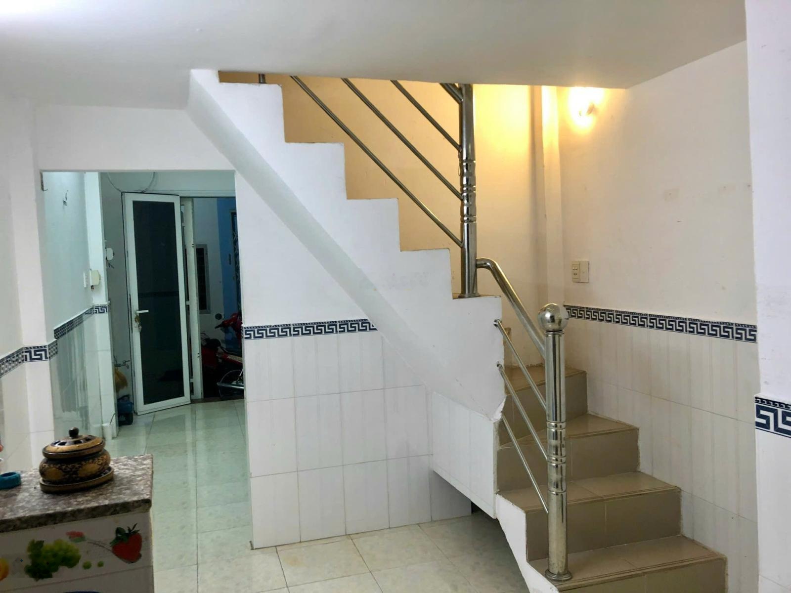 Cho thuê nhà riêng 2 tầng Tân Sơn Nhì Gần Aeon Mall, chỉ 7 triệu/tháng!