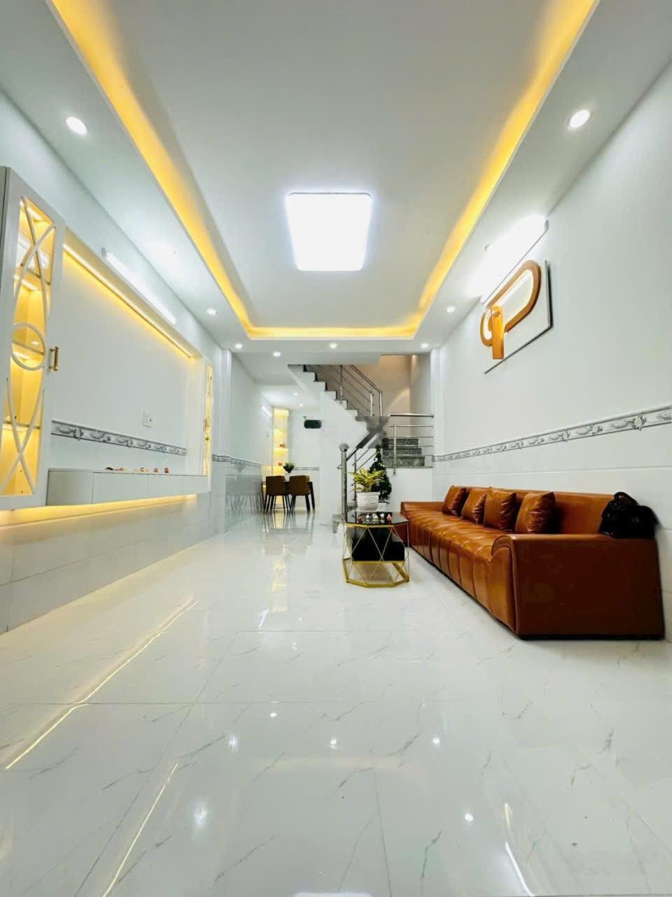 Bán nhà hẻm 96 Đào Tông Nguyên, Nhà Bè, DT 3,8x13, TK 1 trệt, 1 lầu, 3PN, 2WC. Full NT Giá 1tỷ859