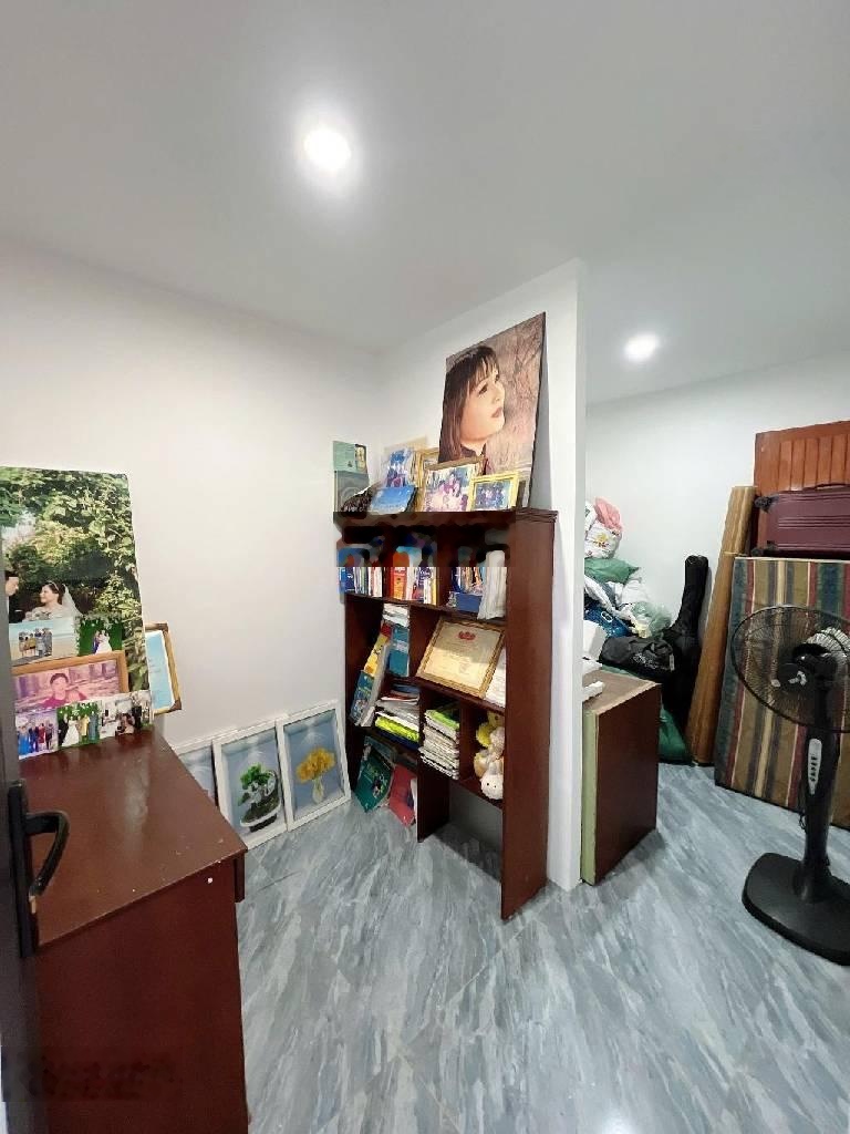 Chính chủ bán nhà Quán Thánh Ba Đình, vị trí hiếm Diện tích 25m, 4 tầng,ô tô cách nhà 10m chỉ 6tỷ95