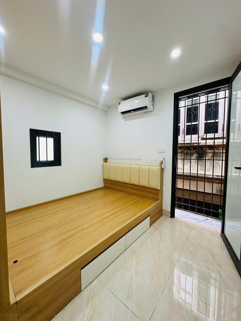 Nhà đẹp lung linh - full nội thất xịn - ngõ thông - tại phố Trương Định. DT 23m2 - 2 tầng