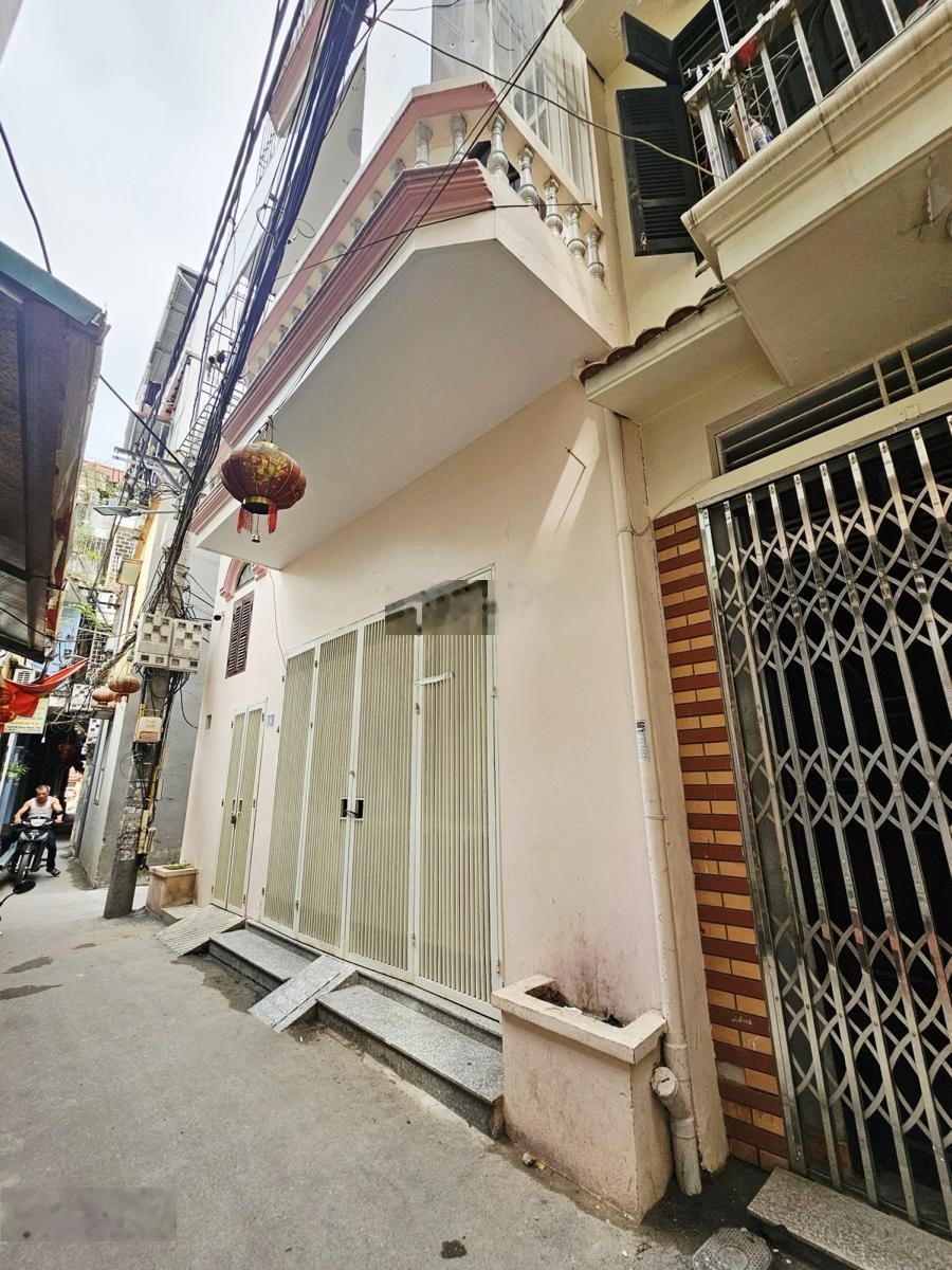 Siêu phẩm ngay Tây Hồ - lô góc - ba gác đỗ cửa - 60m mặt phố - 100m ra Hồ Tây