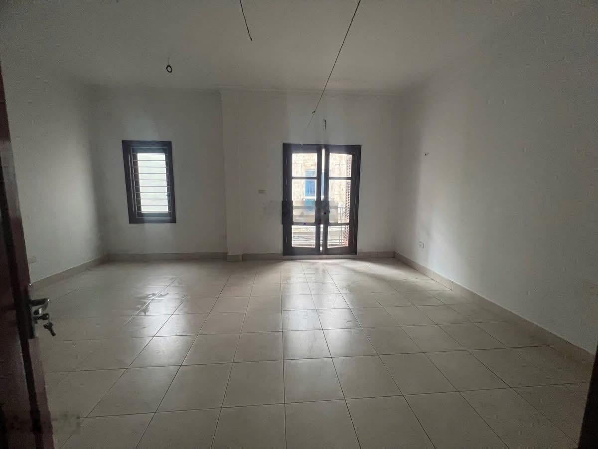 Giá đầu tư lô góc - ô tô tránh - kinh doanh - gần phố - khu víp Ba Đình - ở sướng