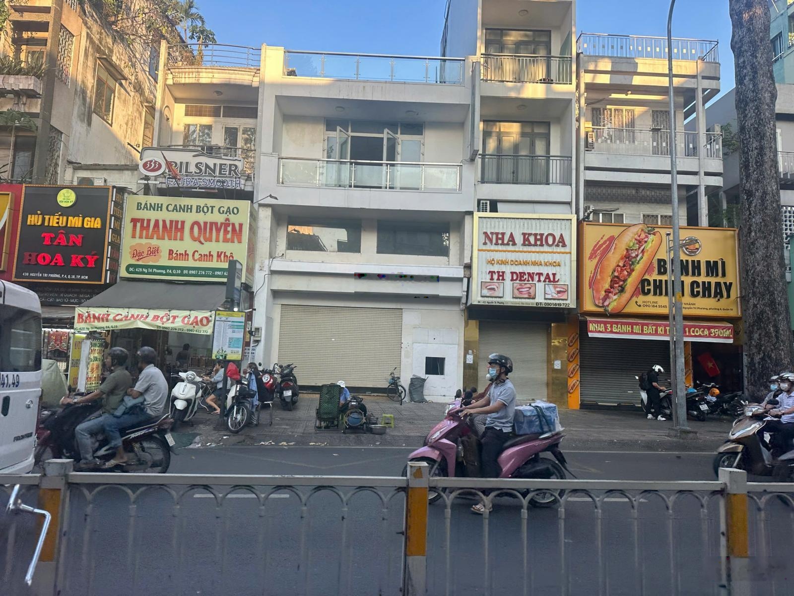 Nhà giá tốt cho thuê trung tâm mặt tiền Nguyễn Tri Phương Quận 10