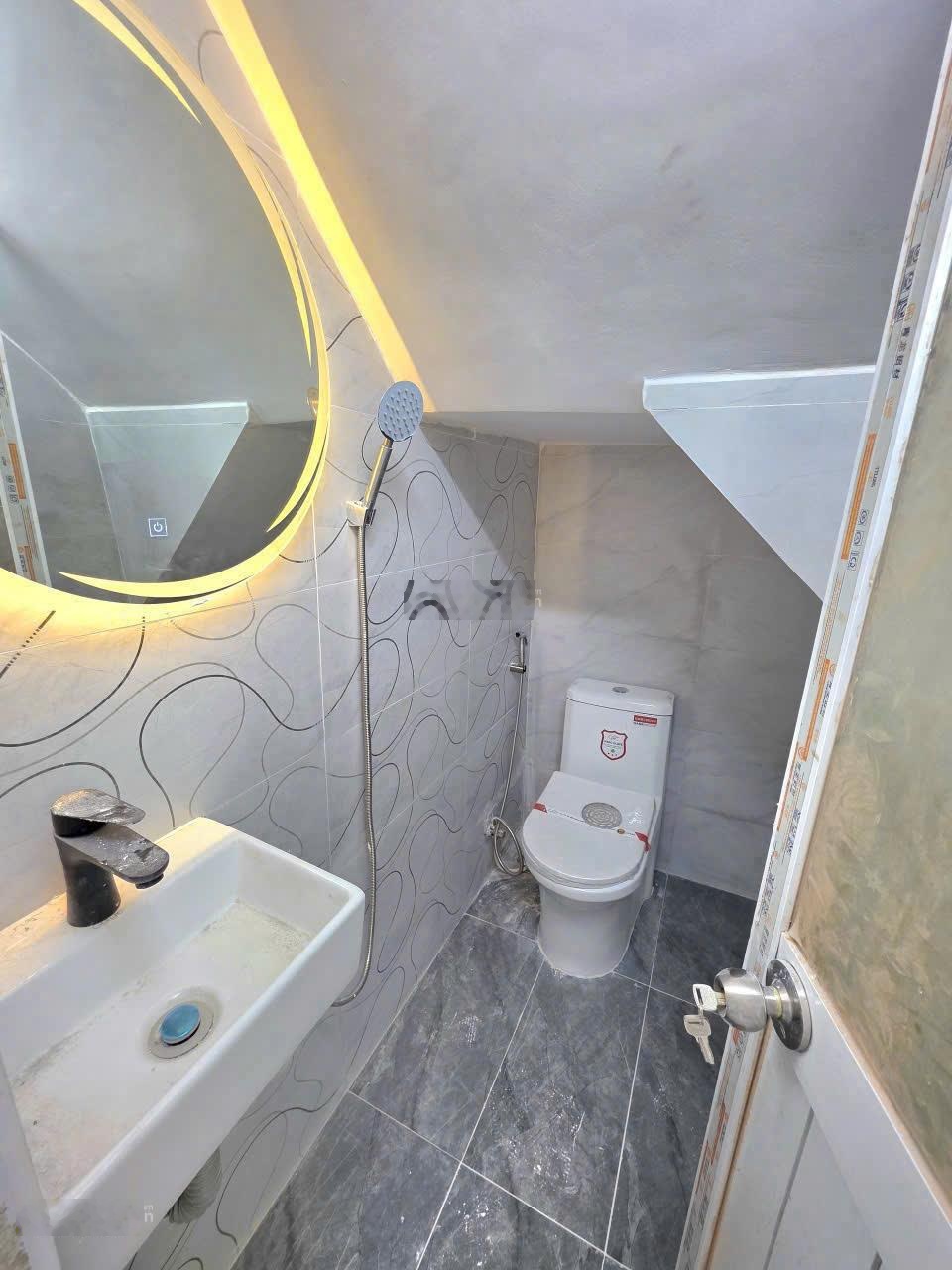 Nhà đẹp Nhà Bè Hẻm 96 Đào Tông Nguyên, ô tô đỗ cửa, 3PN, giá tốt 1.86 tỷ