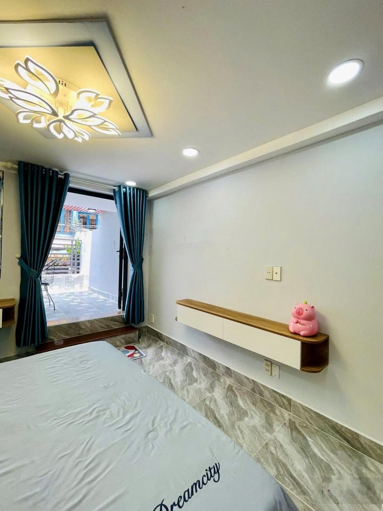 Cần bán nhà giá tốt 70m2, Đường số 8 - Tân Quy - Q7, gần chợ Tân Quy. Cho thuê 18tr/tháng