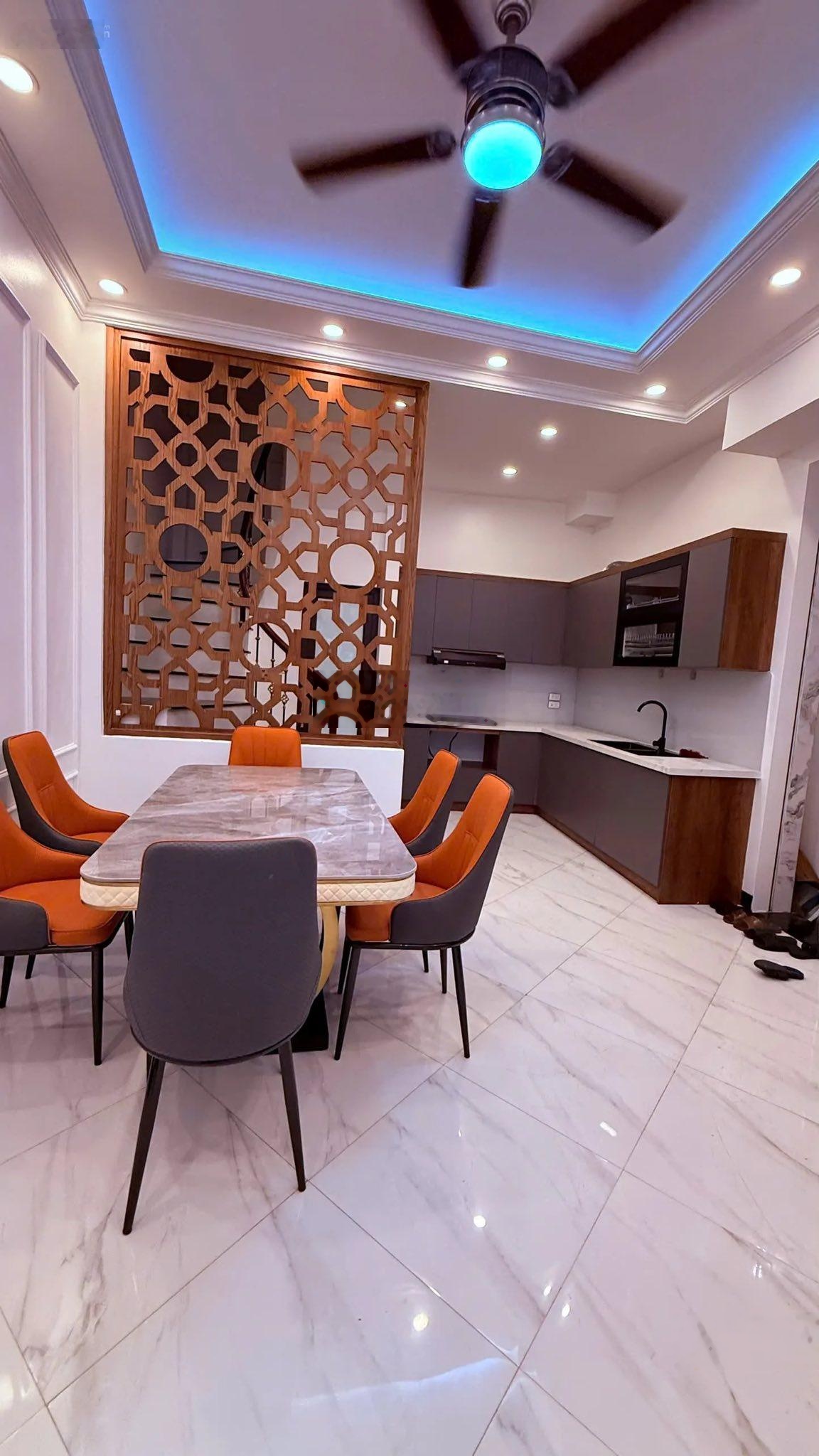 Nhà đẹp phố văn cao - ba đình - view lotte - hồ tây