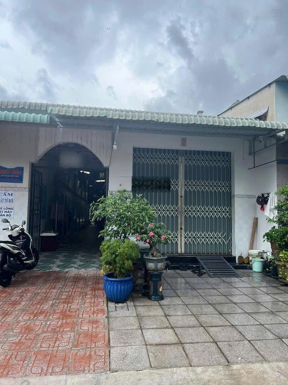 Chủ ngợp cần bán luôn cặp dãy trọ 500m2/ 1ty250 ngay cổng kcn becamex kd 20 phòng thu nhập 20tr/th