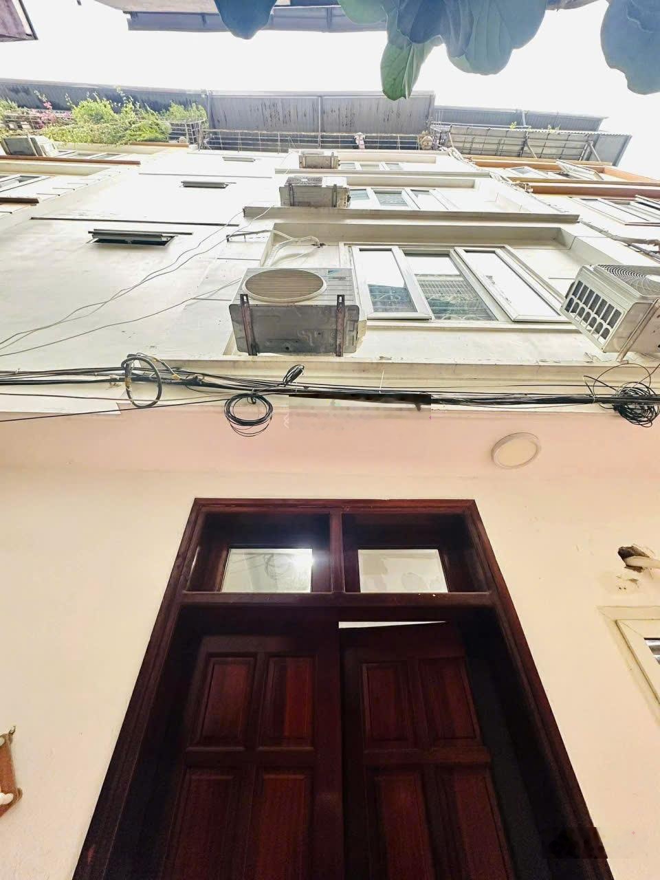 Nhà đẹp phố Đào Tấn 40m 5 tầng 7.9 tỷ