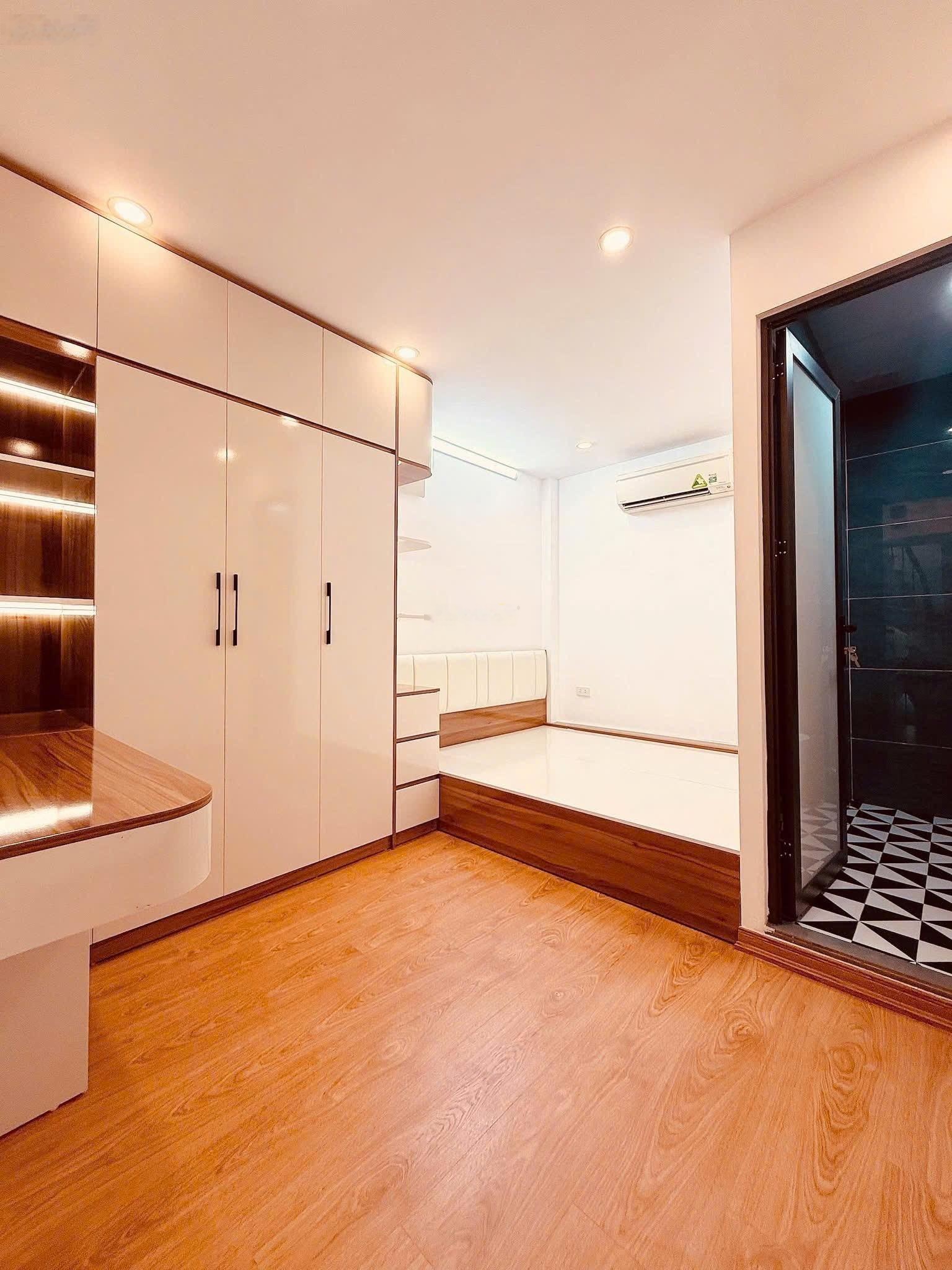 Bán Nhà Đẹp Đội Cấn Ba Đình Xây Mới giá rẻ