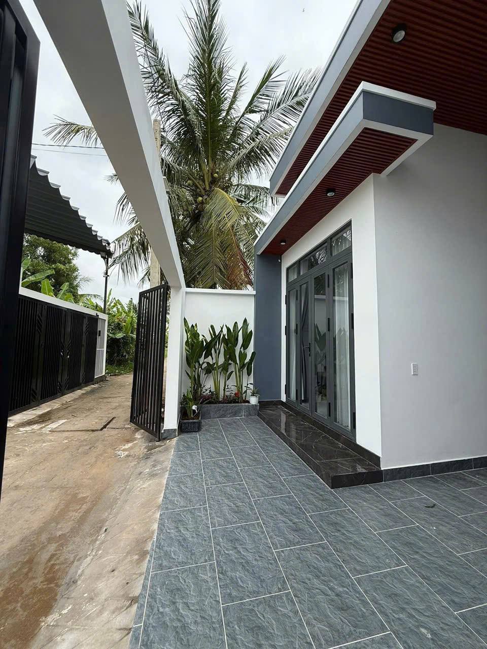 Nhà xây mới 88m², ô tô tới tận cửa, chốt ngay 1,15 tỷ