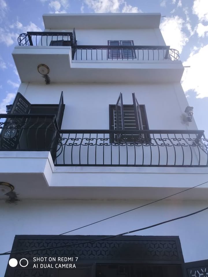 Nhà 3 tầng trung tâm Lạng Sơn, 100m2, 2.4 tỷ chốt