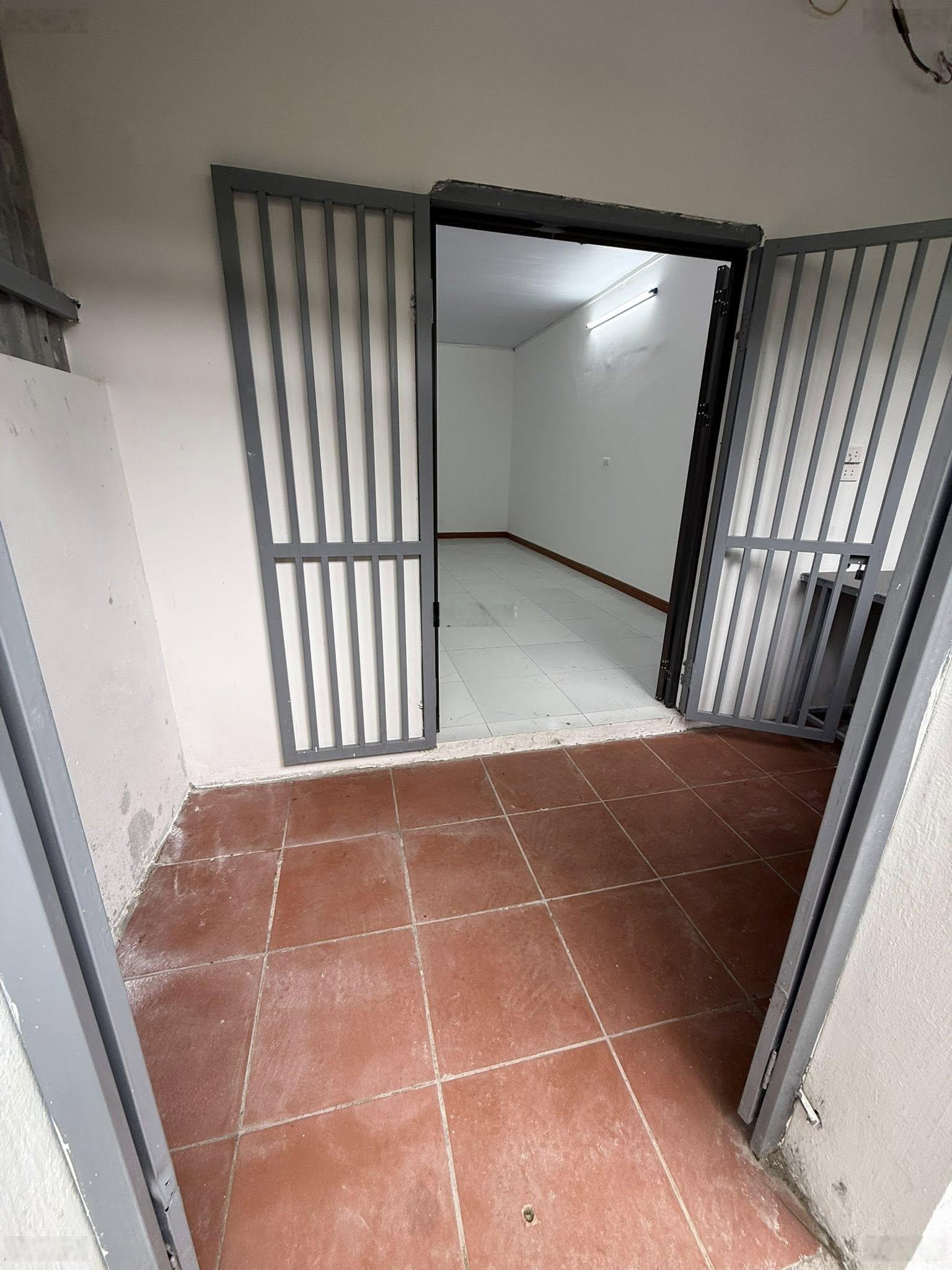 Ô tô đỗ gần cửa phố #Thúy lĩnh, #lĩnh nam 2.2 tỷ sẵn nhà cấp 4 có gác xép Quy hoạch đất ở,