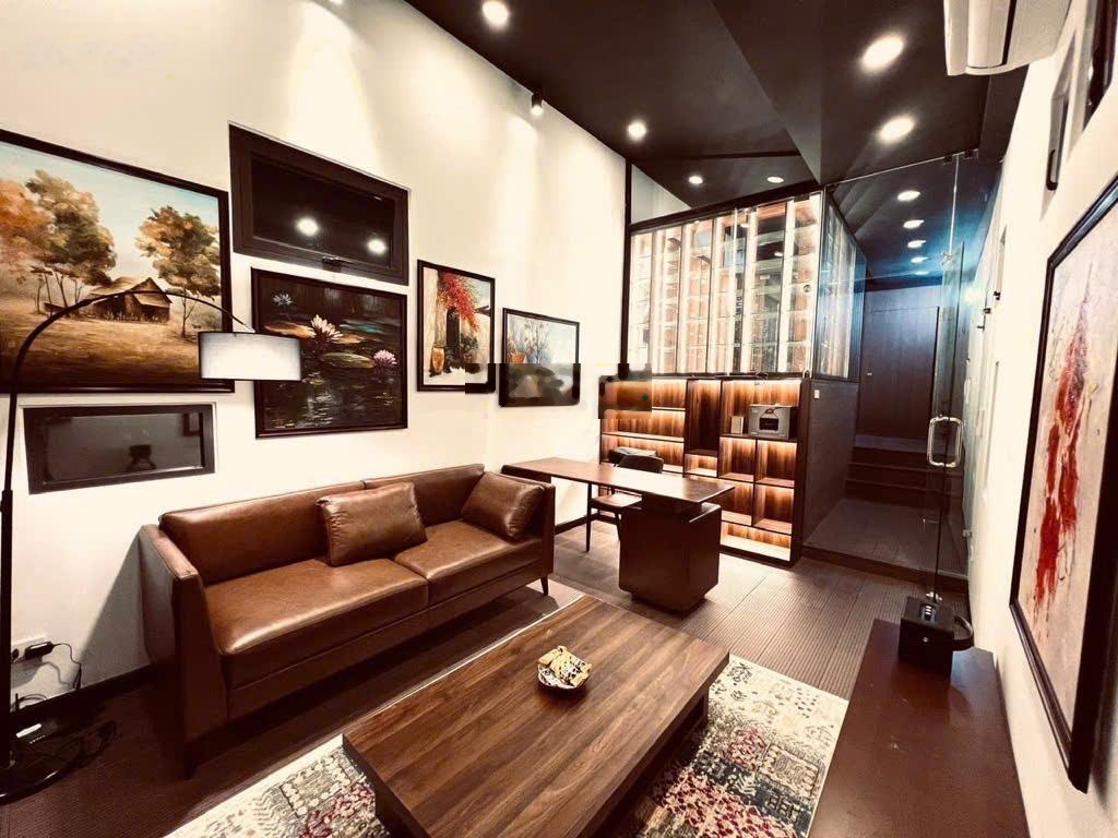 Đội cấn --lõi ba đình sát ô tô 9 tầng thang máy bể bơi view thoáng vĩnh viễn -- chỉ 15.8 tỷ