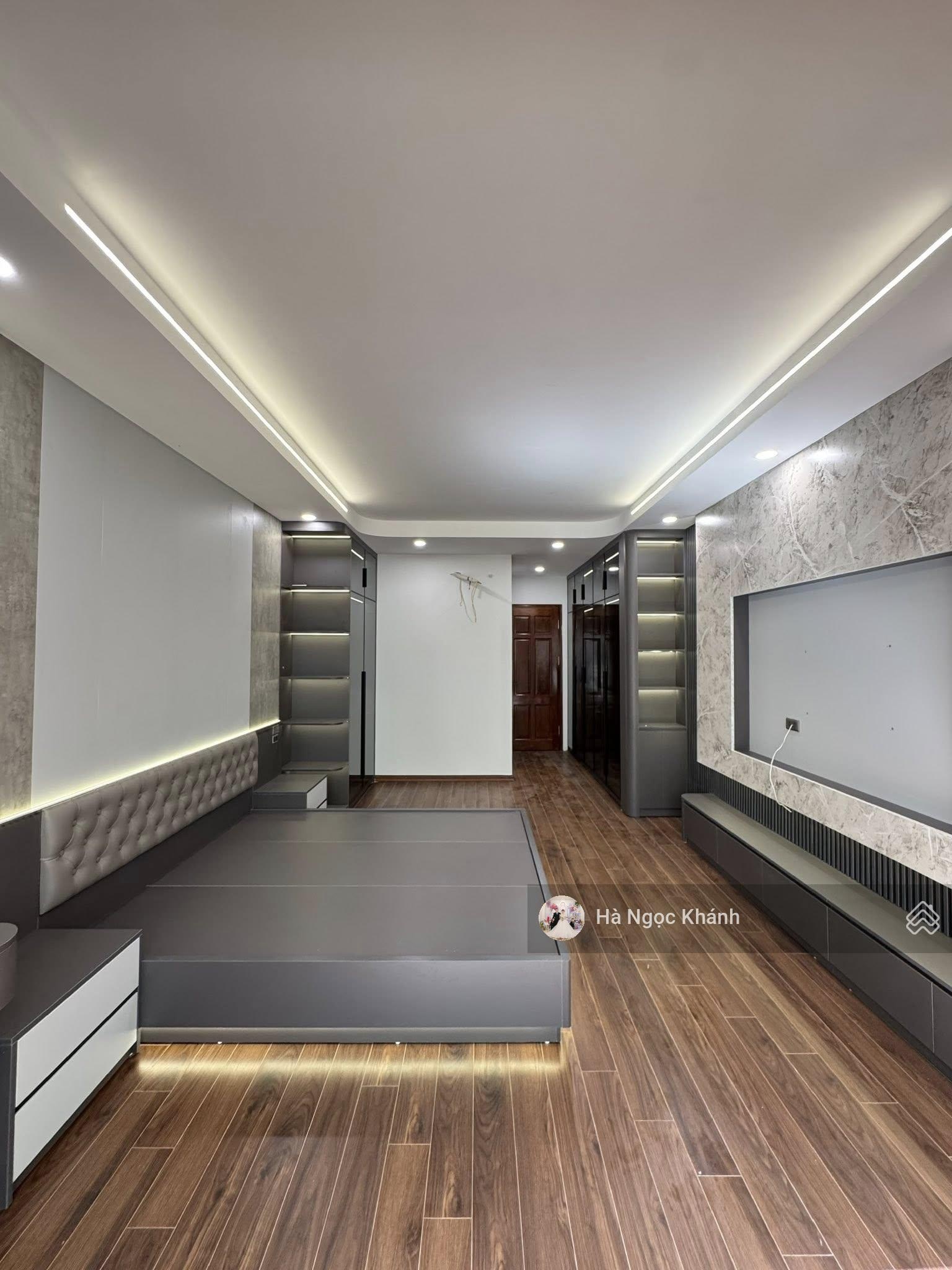 [hạ 1 tỷ] ô tô tránh vỉa hè phố vĩnh phúc - 16 tỷ: 45m; mt 4,5m: 7 tầng thang máy; ngõ thông kdoanh