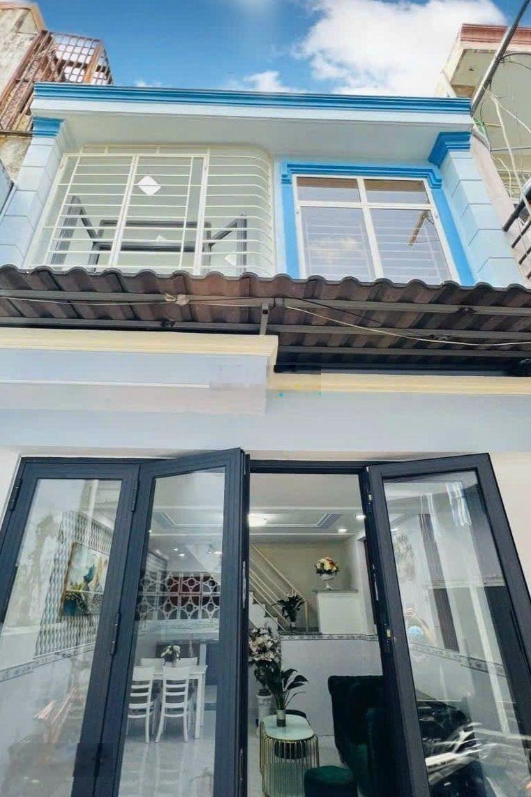 Chủ Xuất Ngoại Bán Nhanh Trước Tết Nhà Trần Hưng Đạo Q5 39.8m2/2Tỷ690 Triệu 2 Tầng Cốt Thép SHR