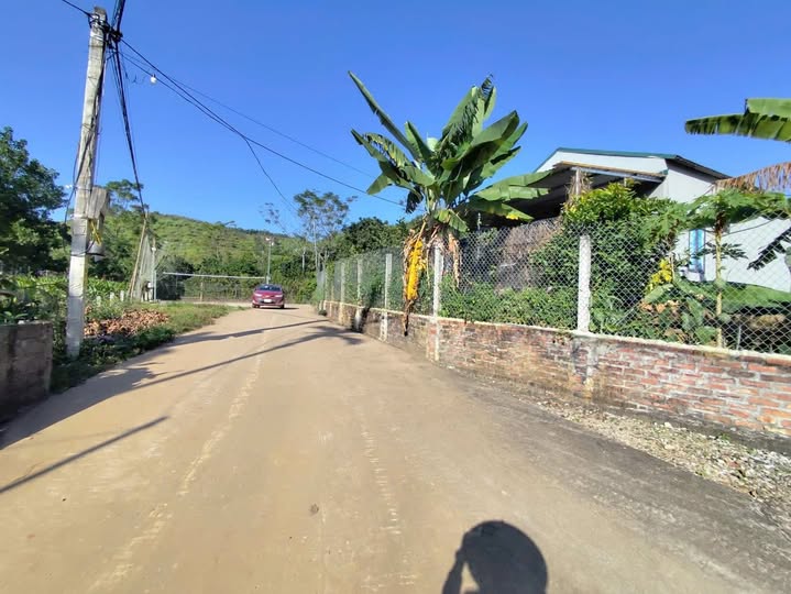 Bán đất Ba Vì 360m2, bám đường bê tông 5m, ô tô vào tận nơi