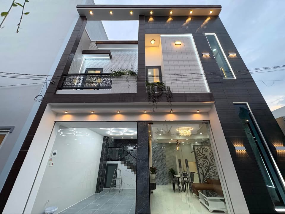 Chào mừng bạn đến với cơ hội sở hữu ngay căn nhà mơ ước tại khu phố Mỹ Thạnh