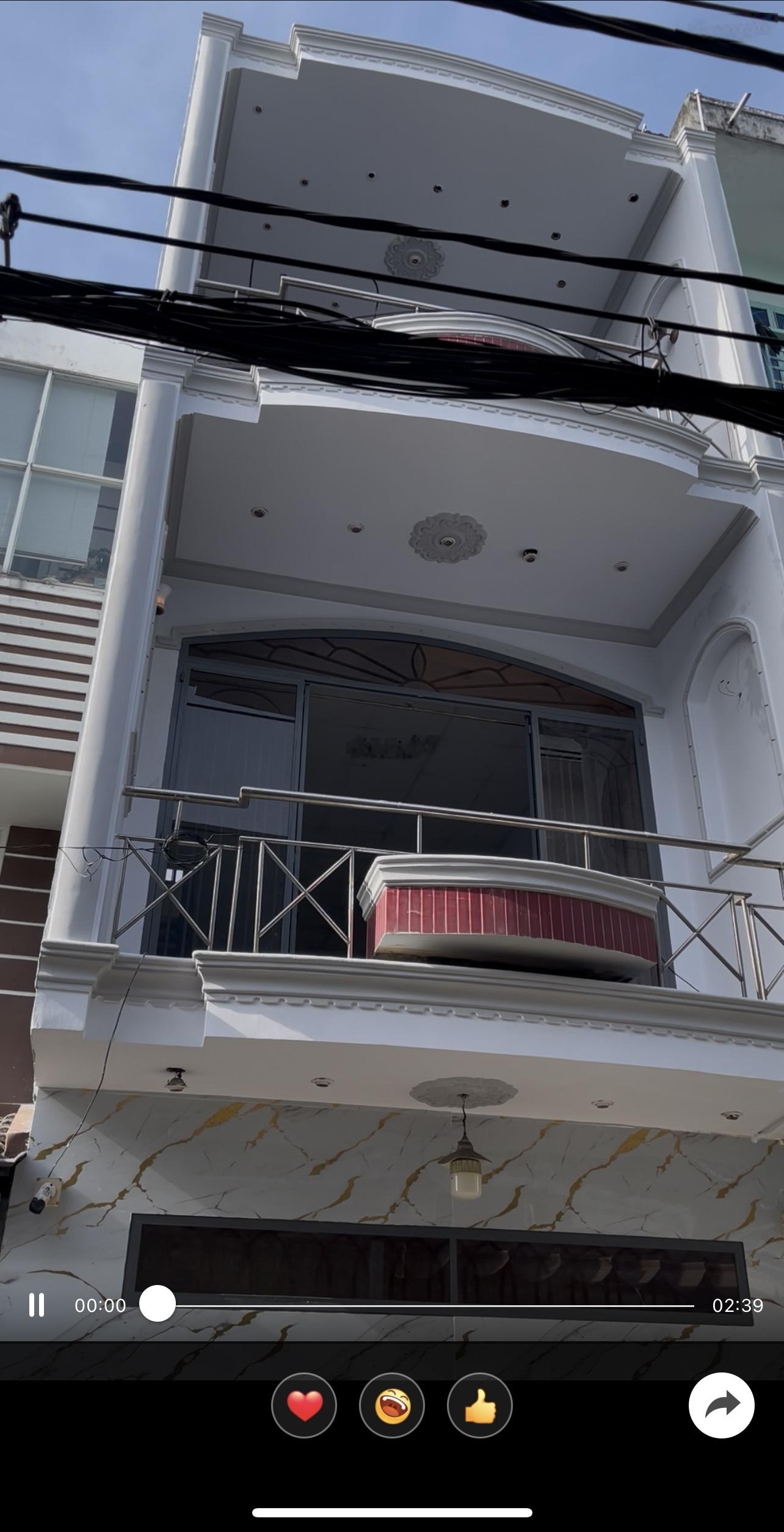 Chính chủ cho thuê nhà 2 mặt tiền Trung Mỹ và chợ Vạn Hạnh Hóc Môn,xe tải xe hơi đều vào được.