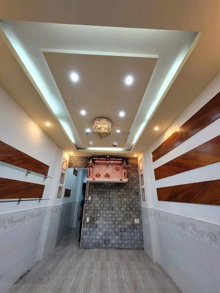 Cho thuê nhà hẻm xe hơi Thái Phiên P8 Q11 giá rẻ 10tr5