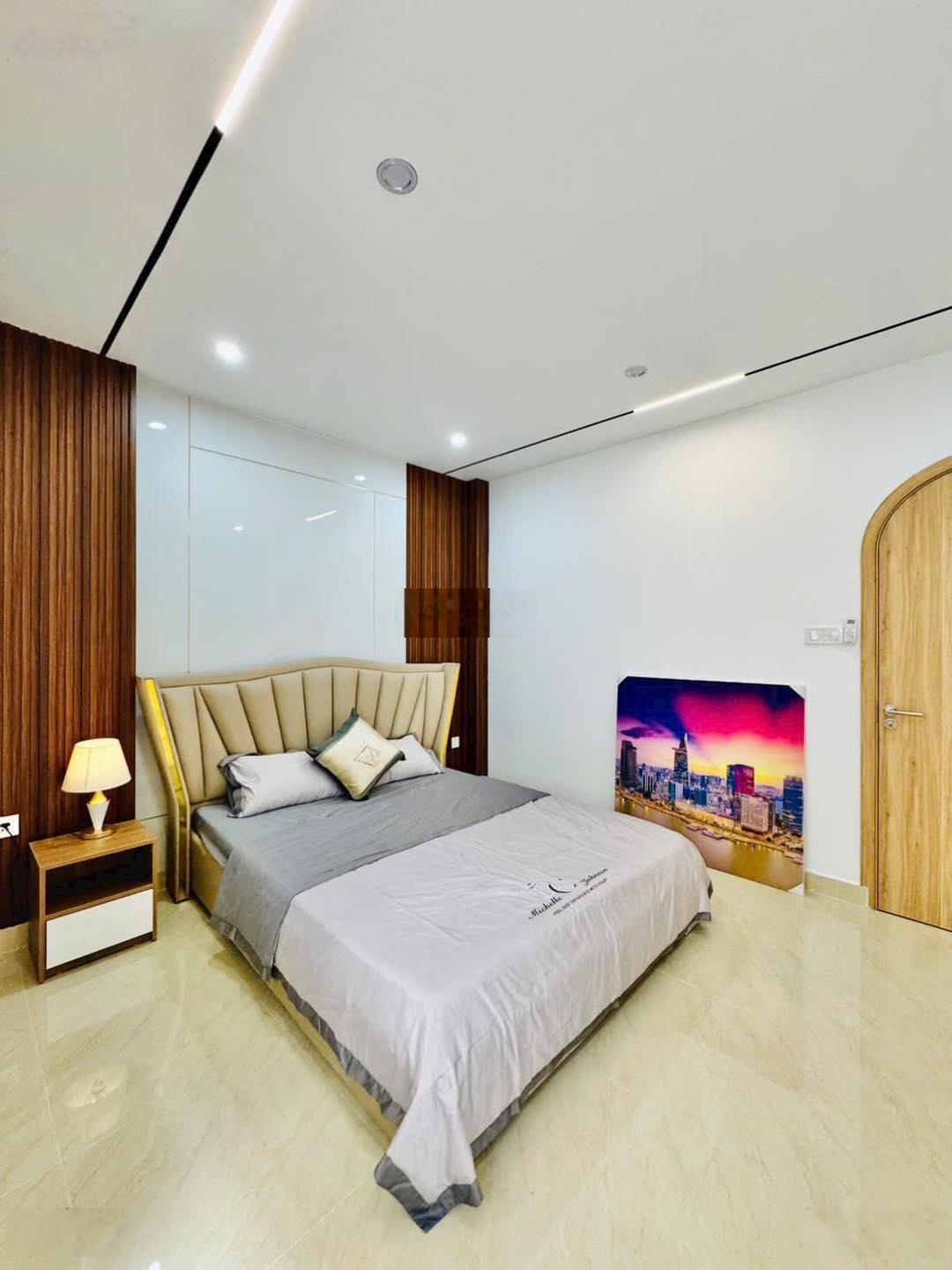 Nhà đẹp mới xây hẻm xe hơi ngay Lê Đức Thọ P.10 Q.Gò Vấp giá chỉ 2 tỷ 150tr/65m2.