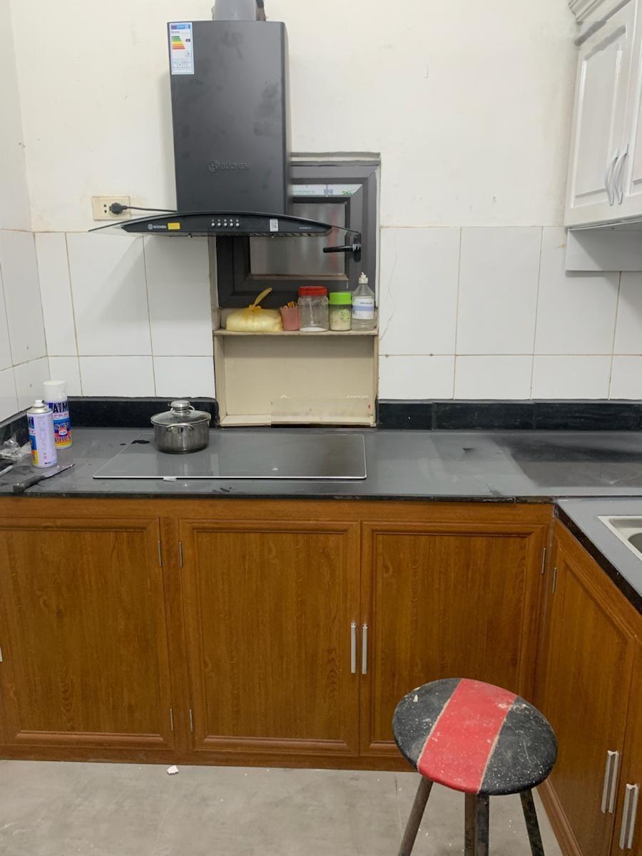 Bán gấp nhà 3 tầng giá 3.7 tỷ - Võ Chí Công, Tây Hồ