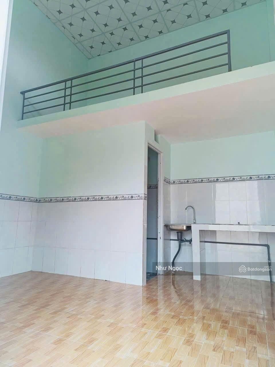 Bán gấp dãy trọ 300m2, có 18 phòng + 2 kiot thu nhập 38tr/tháng ngay chợ Phú Lạc, Phong Phú tphcm