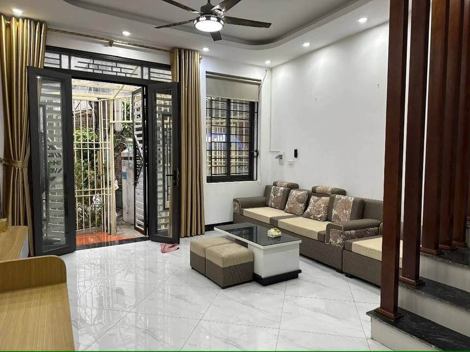 Nhà Phú Đô 30m², 3 tầng, 30m ra ô tô, 6 tỷ hời như mua hớ