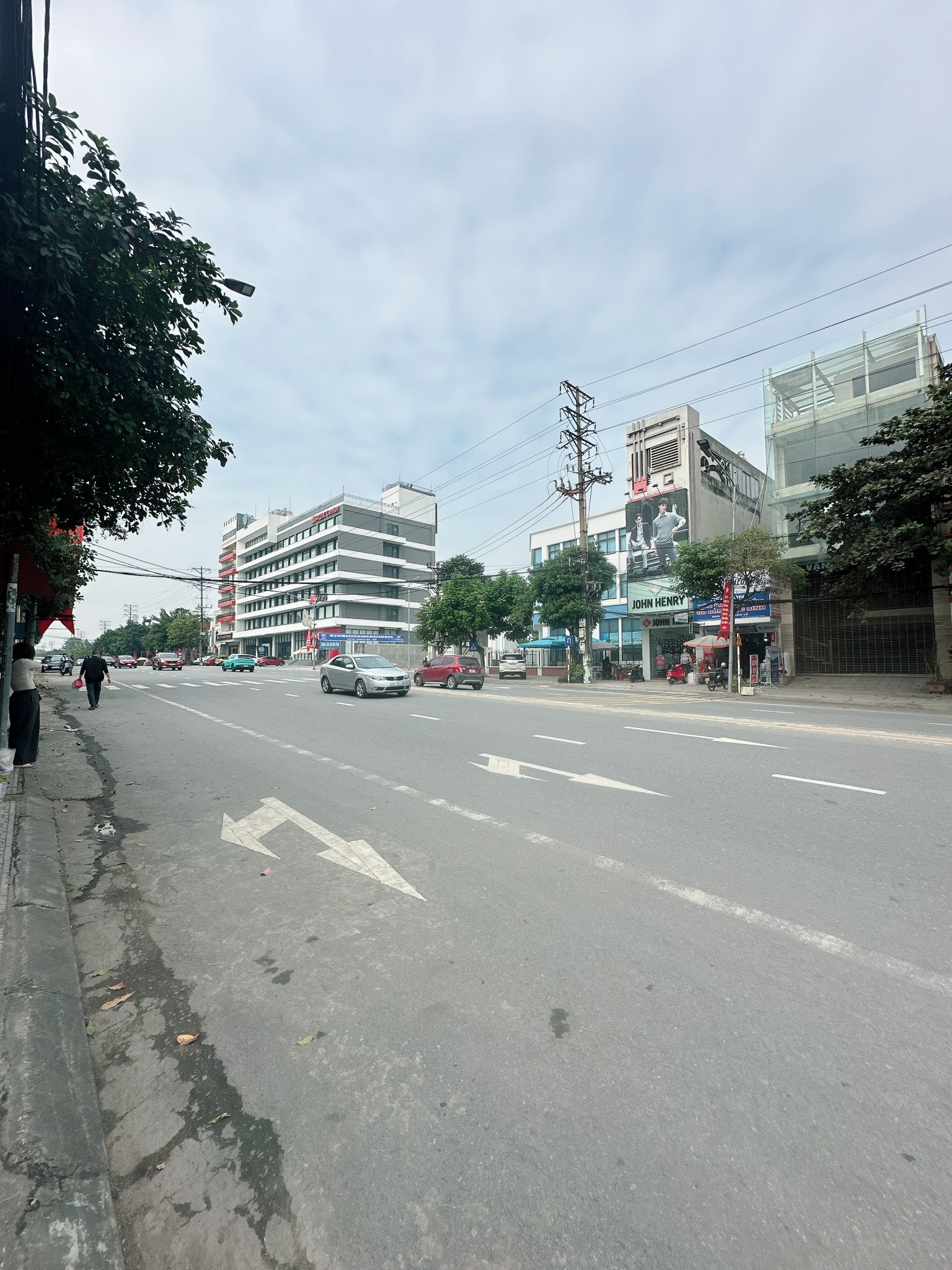 Nhà 2 tầng mặt đường Đại lộ Hùng Vương, kinh doanh đỉnh cao